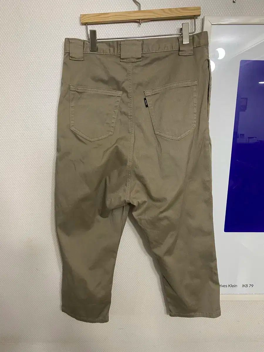 バギー パンツ