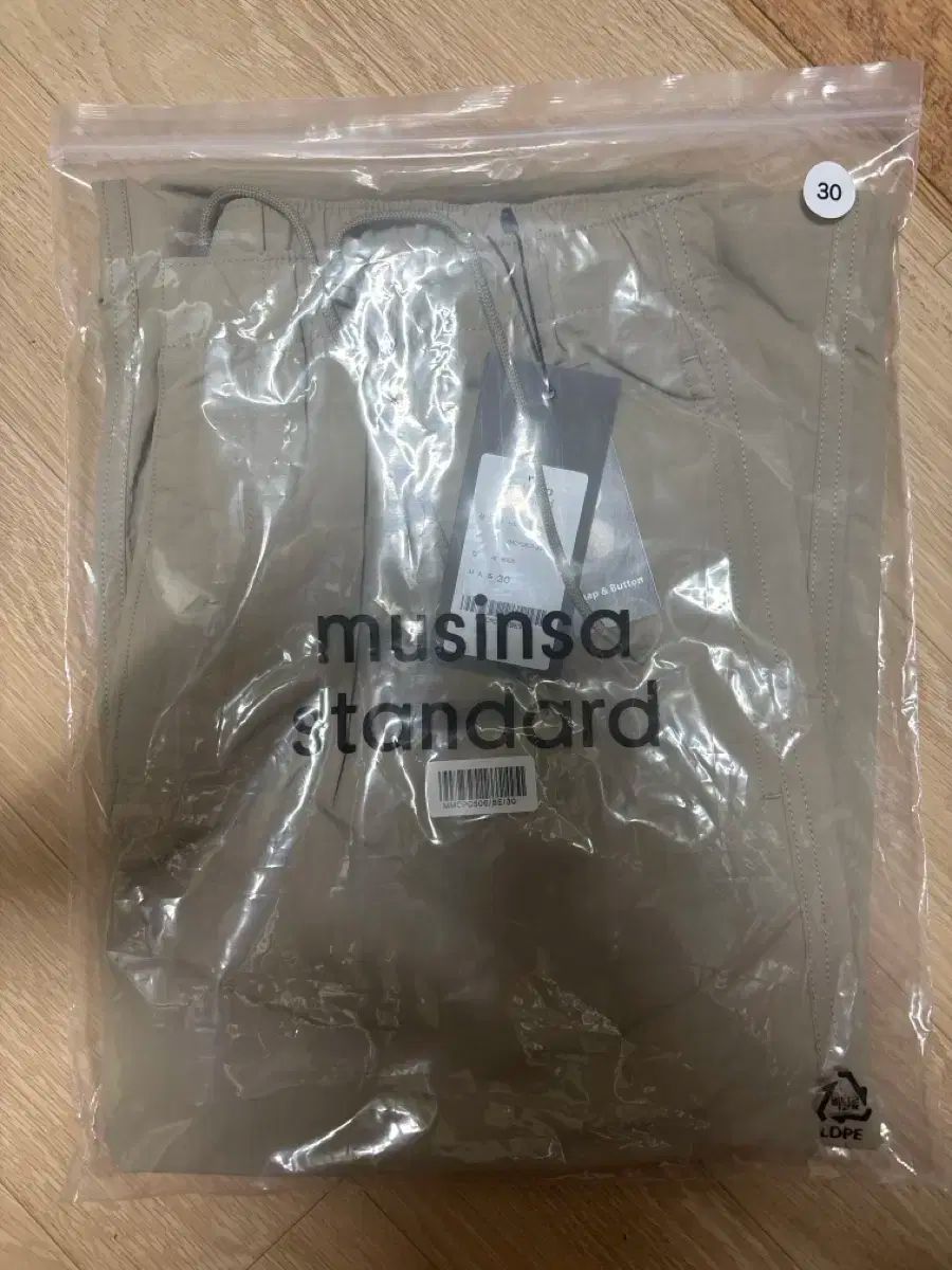 MUSINSA STANDARD MEN'S_バックパラシュートパンツ_4色 MUSINSA STANDARD MEN´S_バックパラシュートパンツ_4色 パンツ
