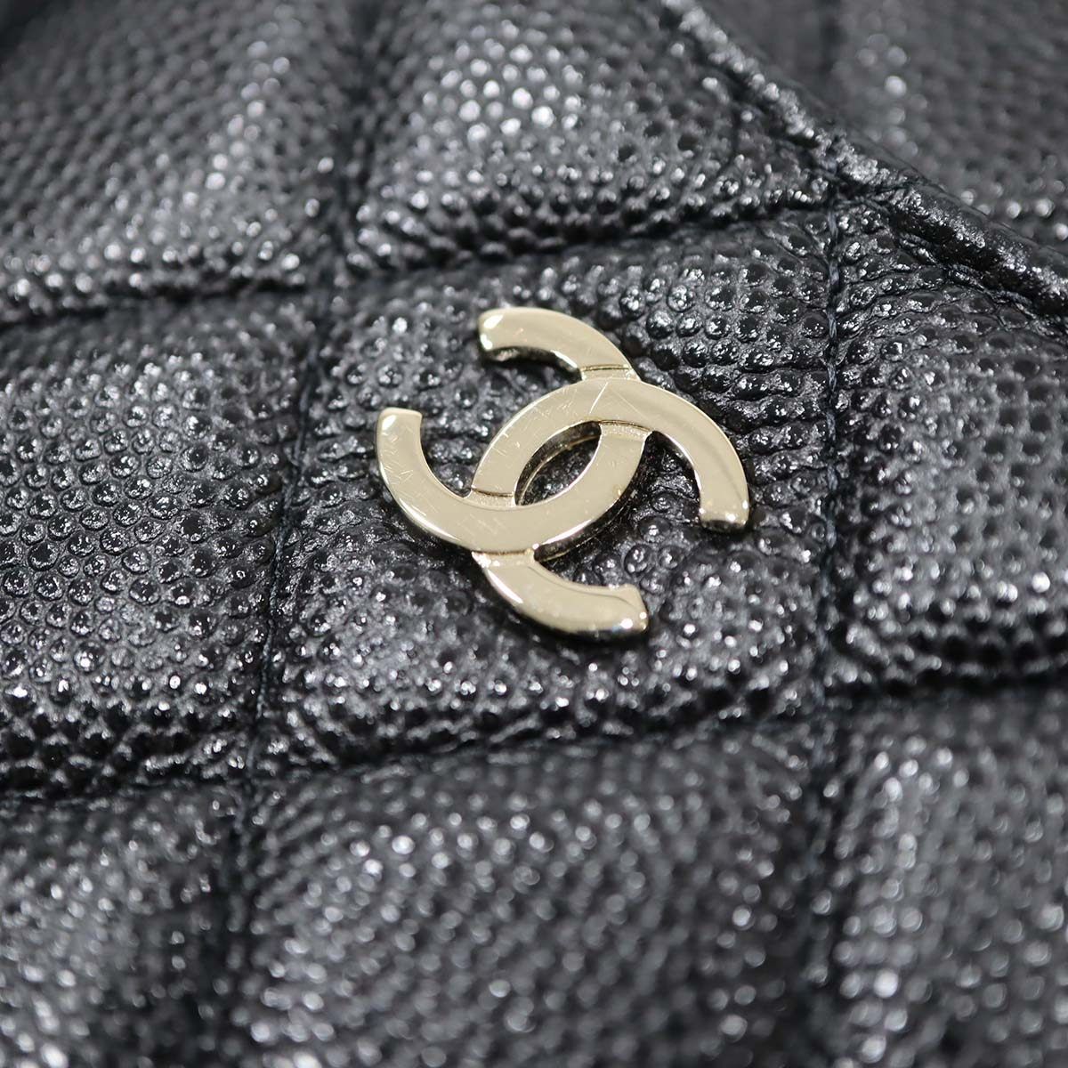 CHANEL シャネル フラグメントケース キャビアスキン マトラッセ