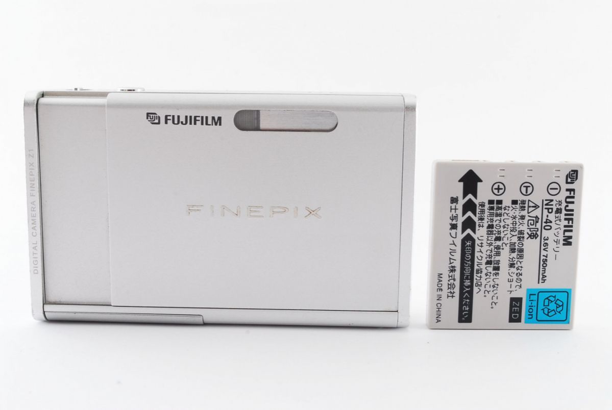 富士フイルム使用感のない美品 富士フィルム FINEPIX Z1 箱付き