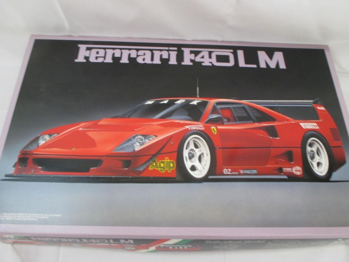 未組立 プラモデル フジミ 1|16 フェラーリF40LM ルマン