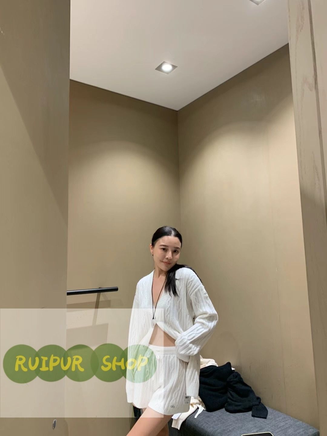 ゆるめのセーター RUIPUR