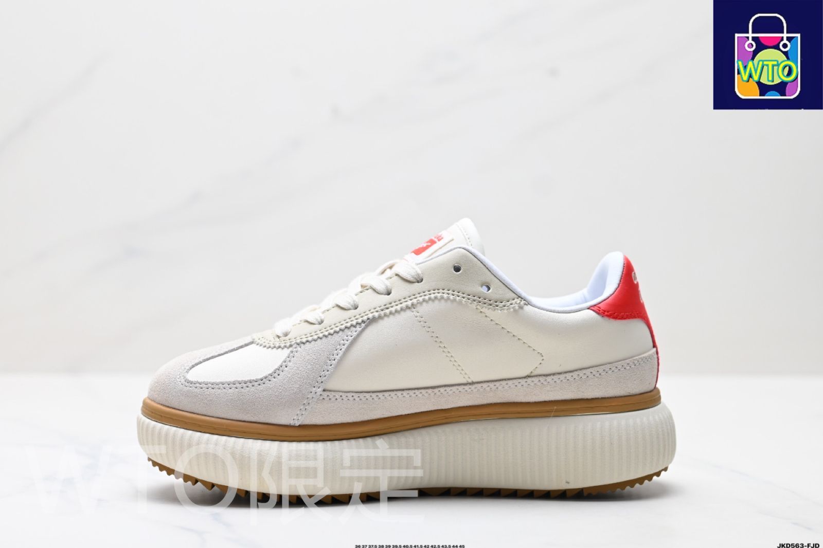 Onitsuka Tiger（オニツカタイガー）Delecity 厚底（チャンキー