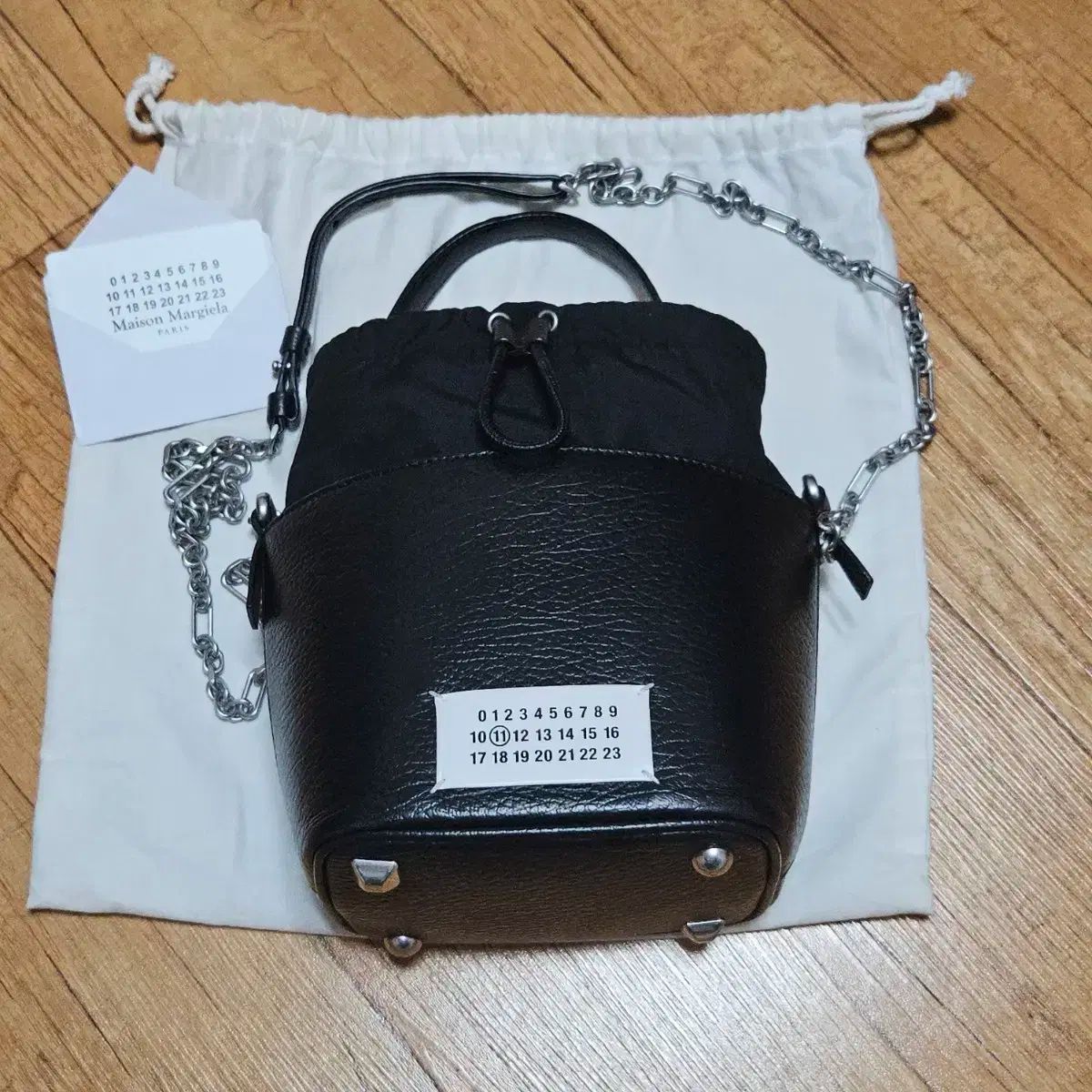 メゾン マルジェラ ブラック バケットバッグ