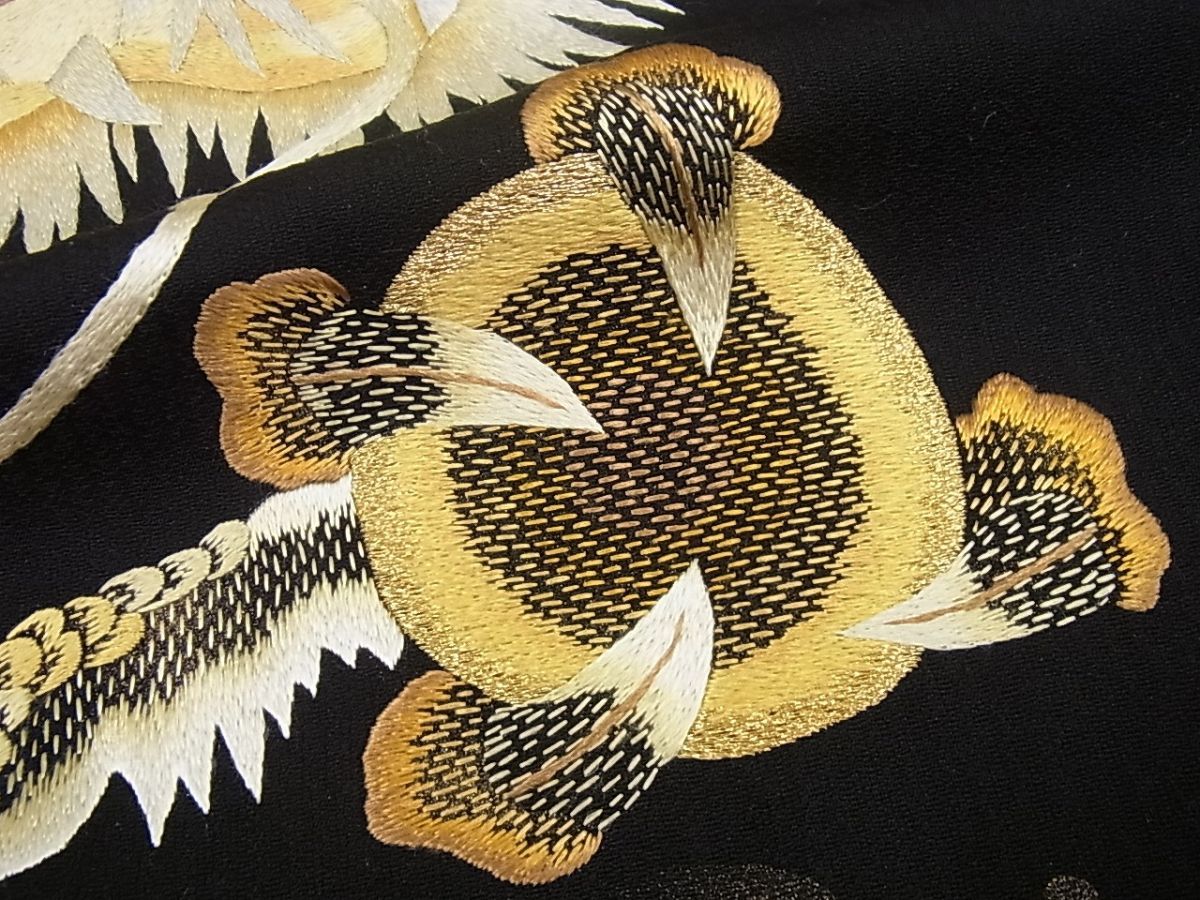 期間限定セール20％off○極上 訪問着 総手刺繍 龍 黒地 金糸 逸品3s629