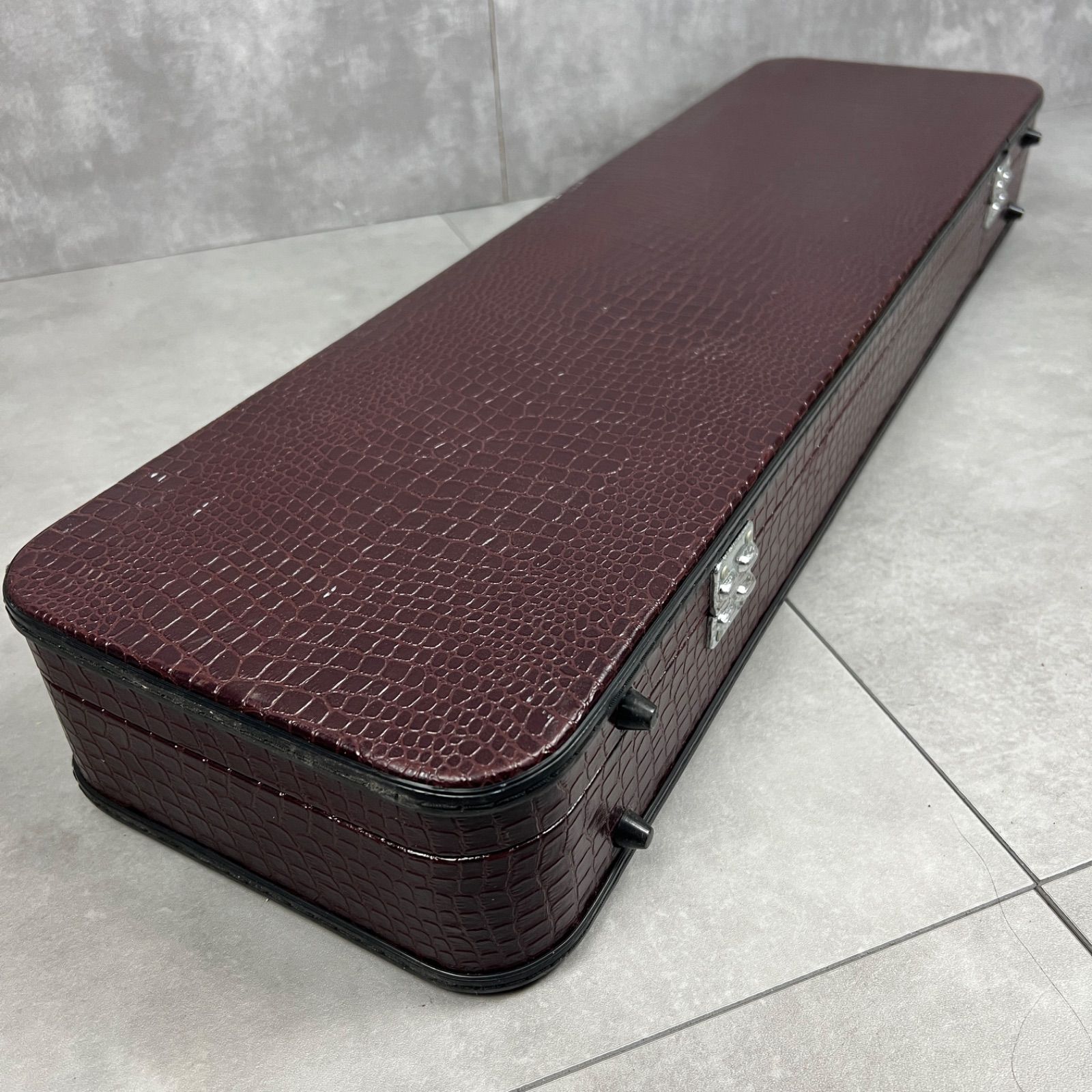 本革 25M4080YO05852