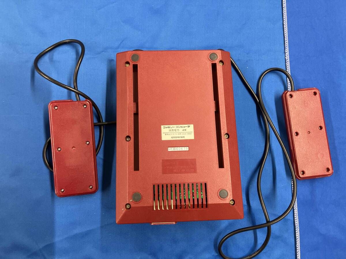 【中古ジャンク品】ファミコンソフト47本、ファミコン本体一式 中古ジャンク品】ファミコンソフト47本、ファミコン本体一式