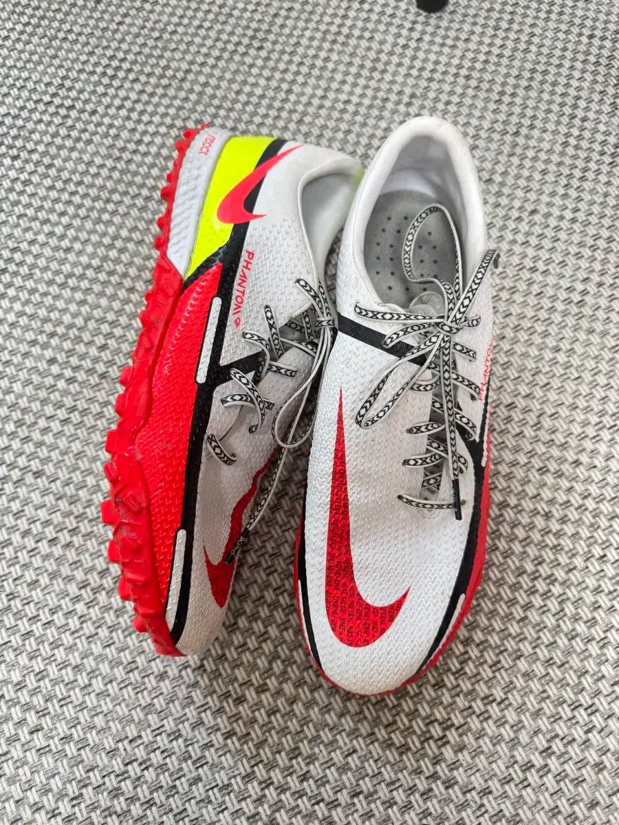 Nike Phantom GT2 Academy TF DF Artificial Turf Soccer Shoe NIKE