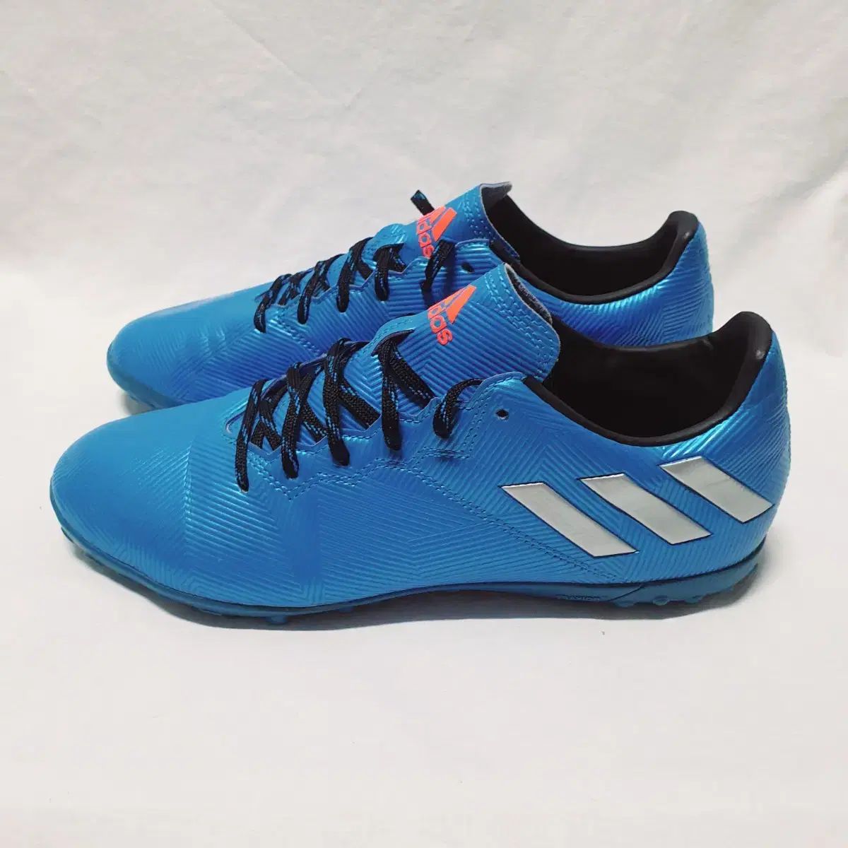 【雷市場（ポンジャン）商品韓国直送】adidas(アディダス) メッシ 16 4 TF サッカーシューズ 265