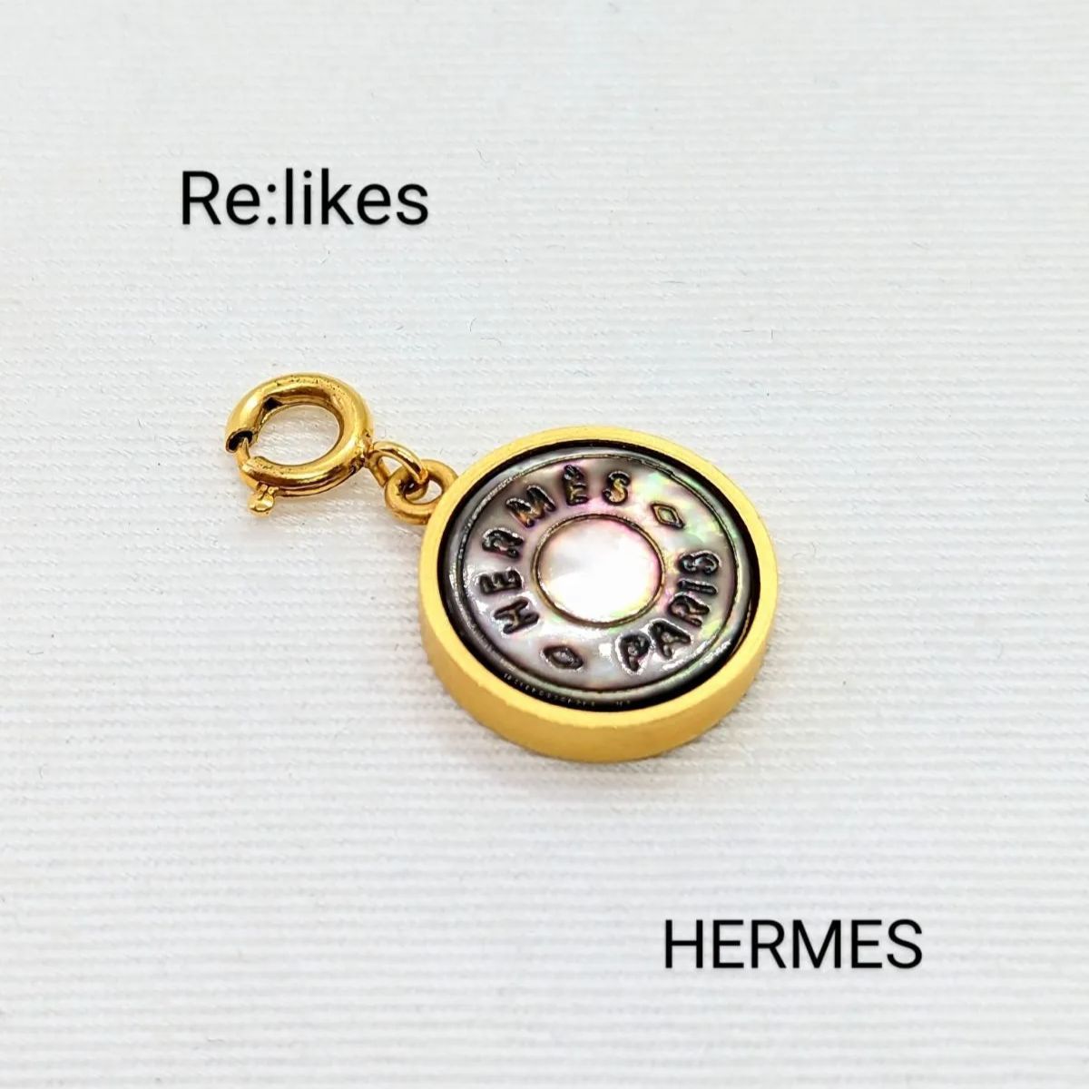 B2263/ HERMES セリエ シェル チャーム ペンダントトップ www