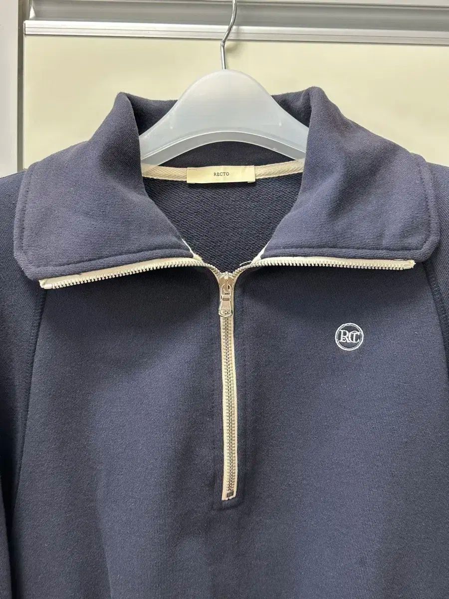 RECTO(レクト) ジップアップ スウェットシャツ ネイビー - メルカリ RECTO(レクト) ジップアップ スウェットシャツ ネイビー - メルカリ