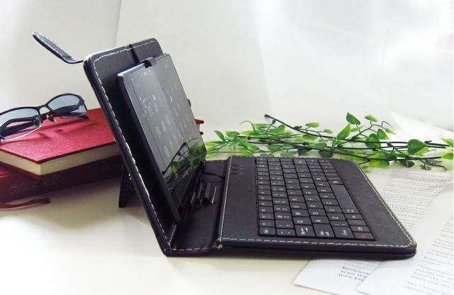 Geanee : ADP-1006 ５段階角度調節 タブレット 折り畳み式 [10.1インチ