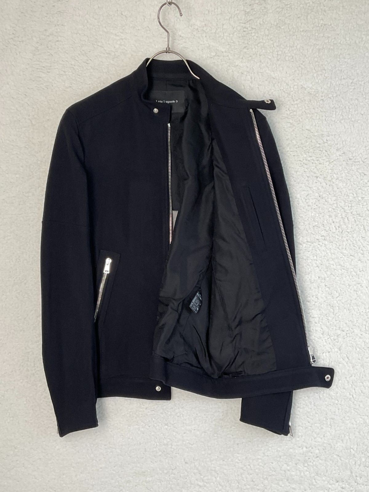1PIU1UGUALE3 4 ブラック Ribbed Panel Riders Blouson リブ切り替え 