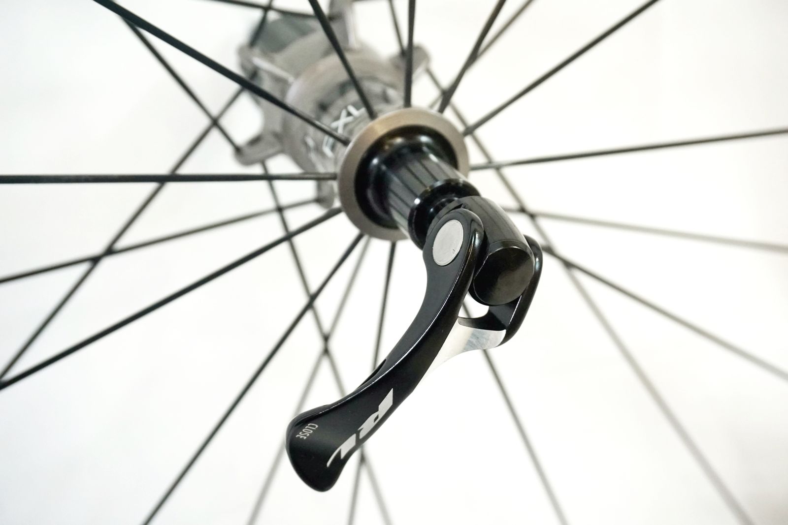 BONTRAGER ボントレガー RXL アルミ ホイールセット 11S BONTRAGER ボントレガー RXL アルミ ホイールセット 11S - メルカリ