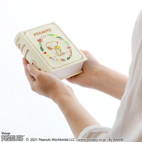 琴乃様用スヌーピーオルゴール付きジュエリーケース knil0038-k2000008.jpg