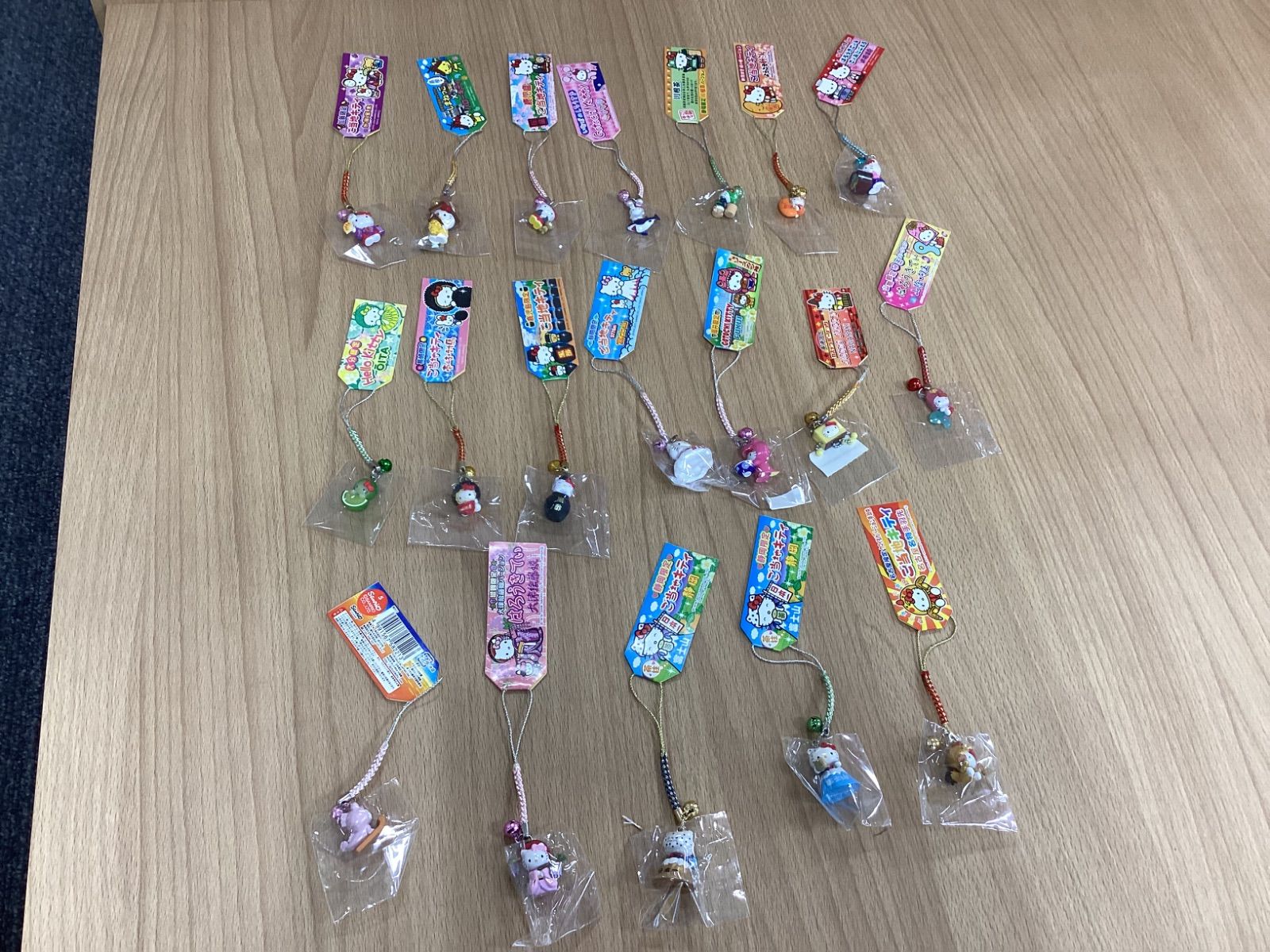 I659 ご当地キティちゃん 根付ストラップ 19点セット