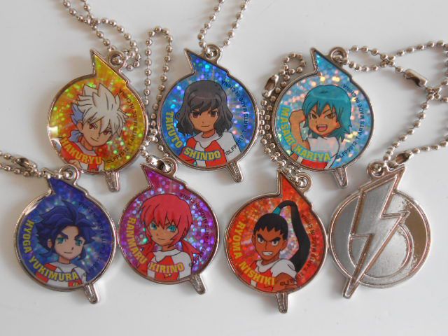 ♯Iyv28FT劇場版イナズマイレブンGOエンブレムメタルマスコ12種