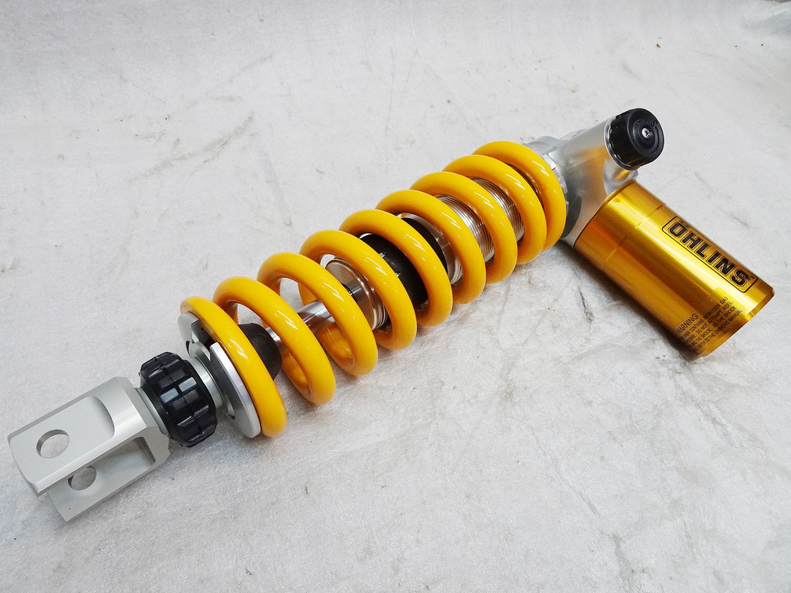 新品 オーリンズ シングルショック HO709 リアサスペンション
