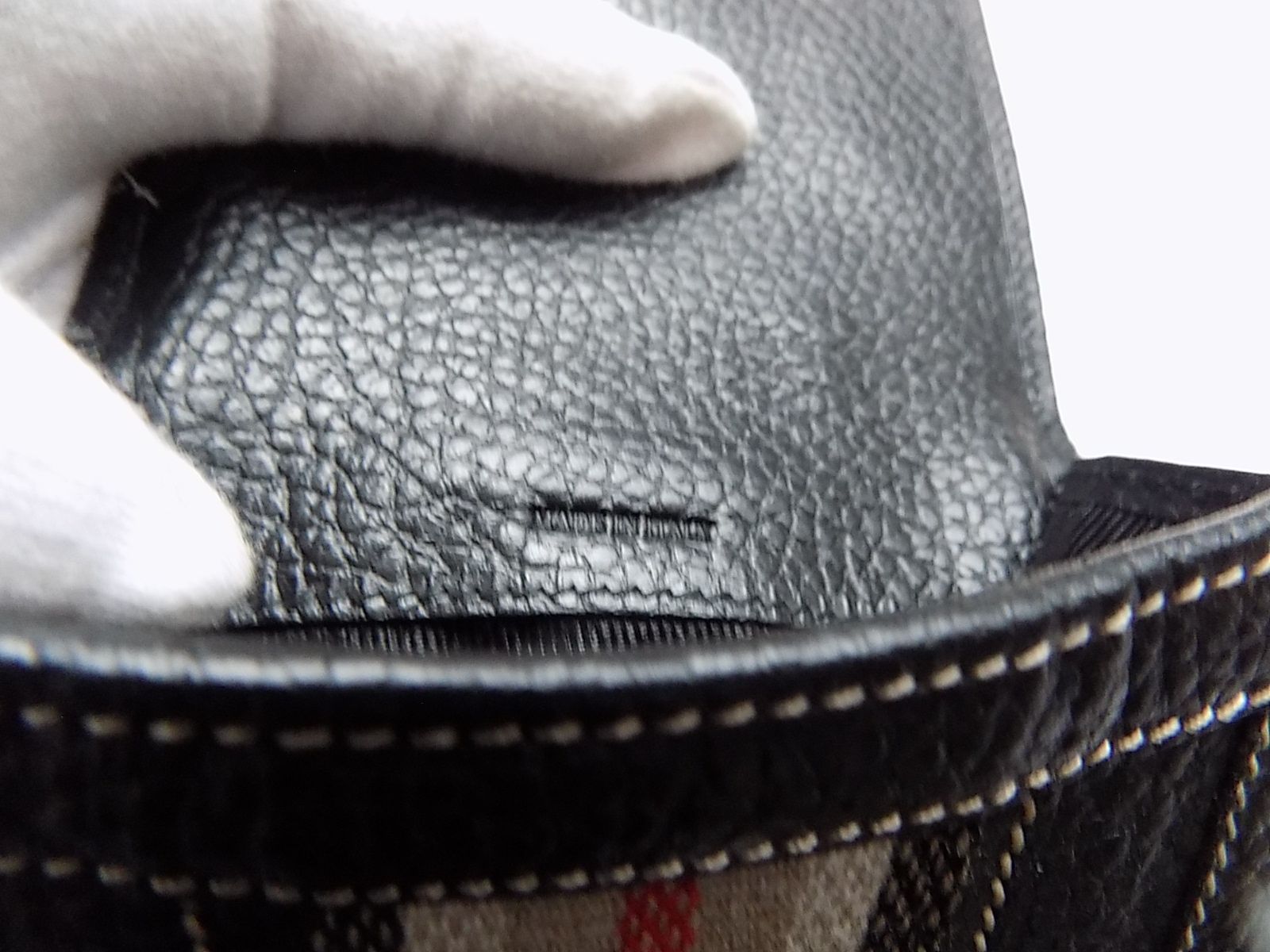 ●【美品袋付き 】バーバリー　二つ折り財布/mo-A-215-6135-3.4 ○【美品袋付き】BURBERRY バーバリー 二つ折り財布/mo-A-215