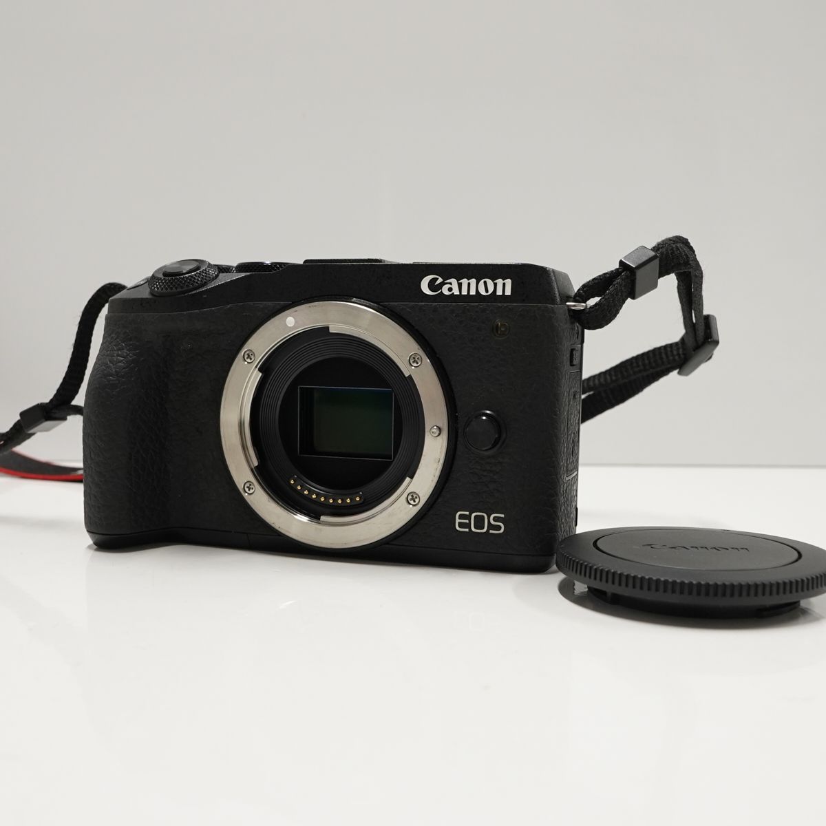 Canon EOS M6 MarkII ボディ USED美品 APS-C ミラーレス一眼 本体+