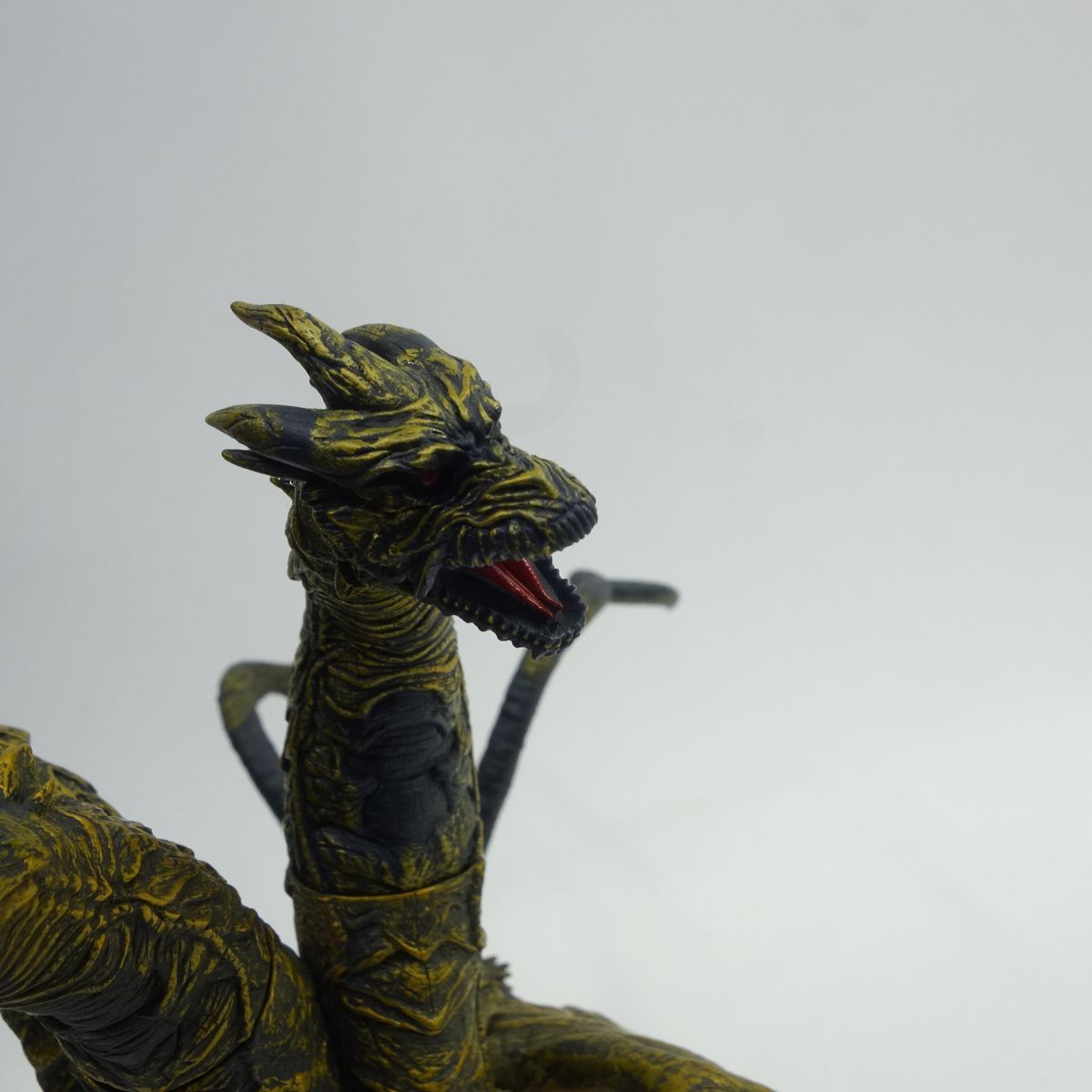 カイザーギドラ ソフビ　ムービーモンスターシリーズ ムービーモンスターシリーズ カイザーギドラ | ゴジラシリーズ