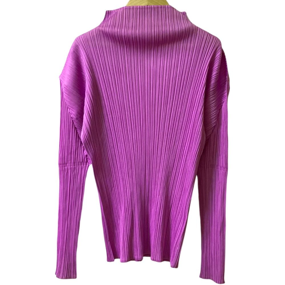 【美品】 イッセイミヤケ 長袖カットソー プリーツ加工 ピンク 美品 PLEATS PLEASE ISSEY MIYAKE プリーツプリーズ イッセイ
