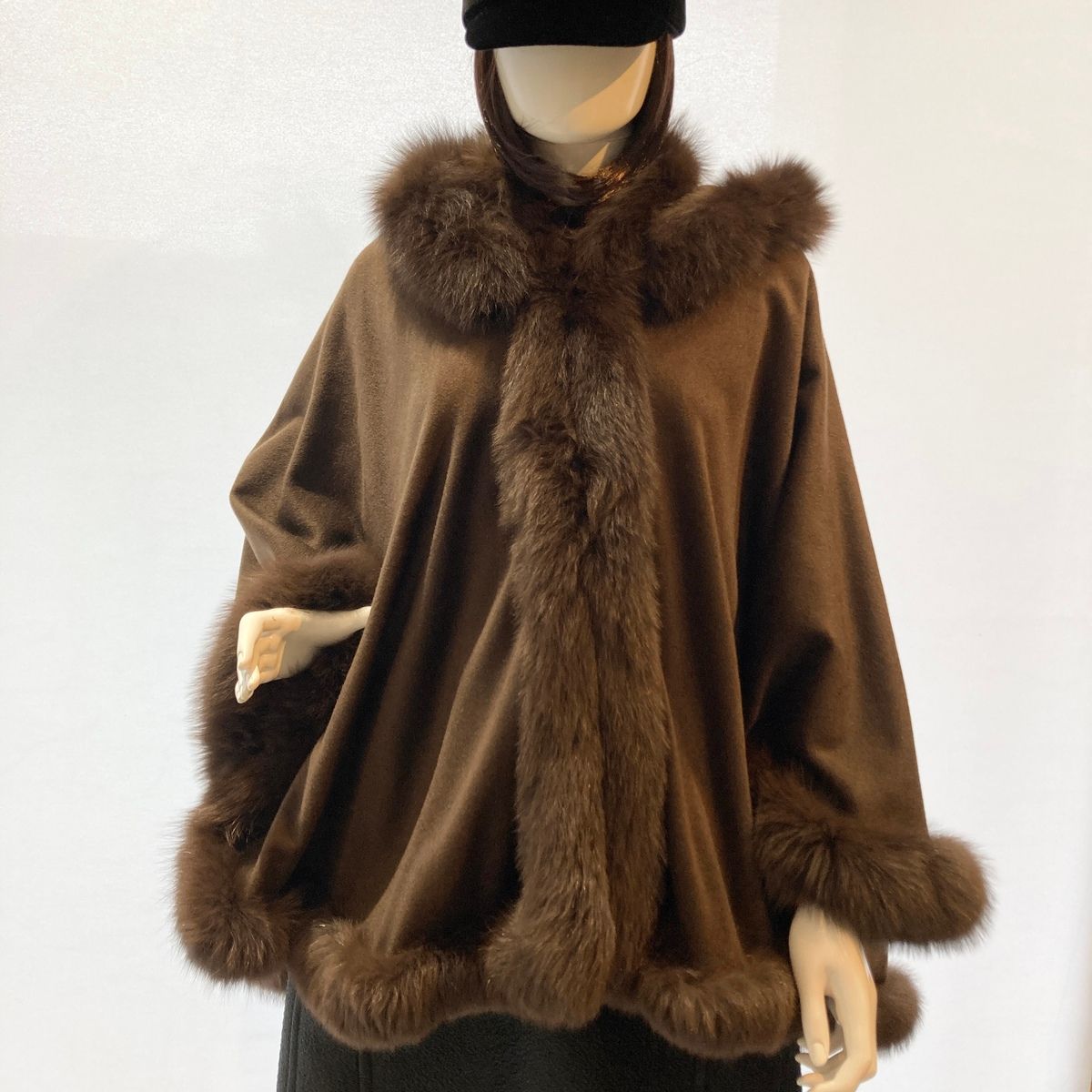 SAGA FURS サガファーズ ケープ ポンチョ フォックスファー レディース カシミヤ ファー ブラウン アウター