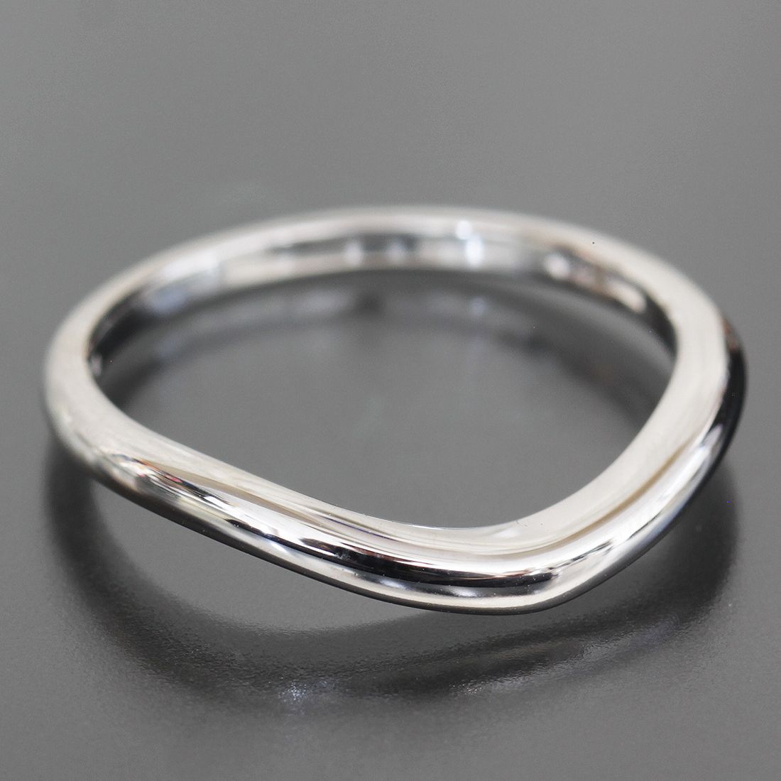 ブルガリ プラチナ ウエーブ リング 16号 PT950 1E1860