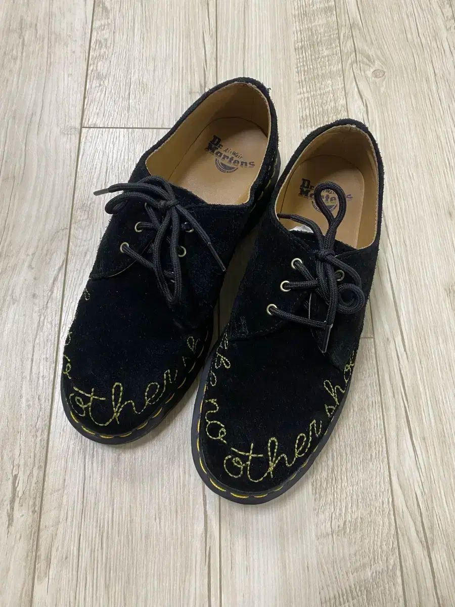 DR. MARTENS ドクターマーチン デザート オアジス ブラック 260