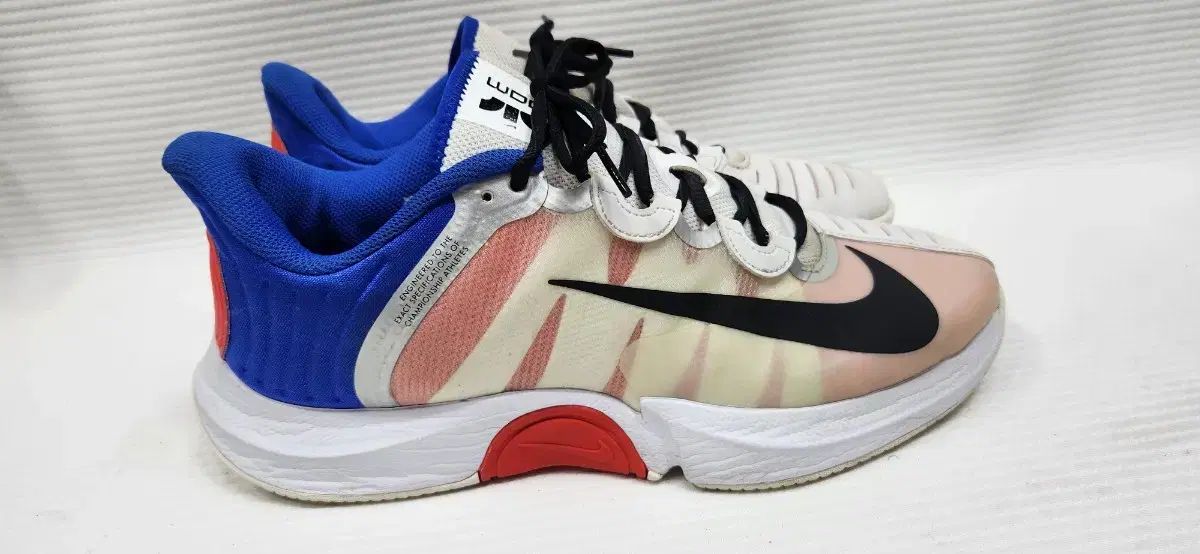 NIKE ナイキ コート エアズーム GP ターボ テニスシューズ 280 サイズ