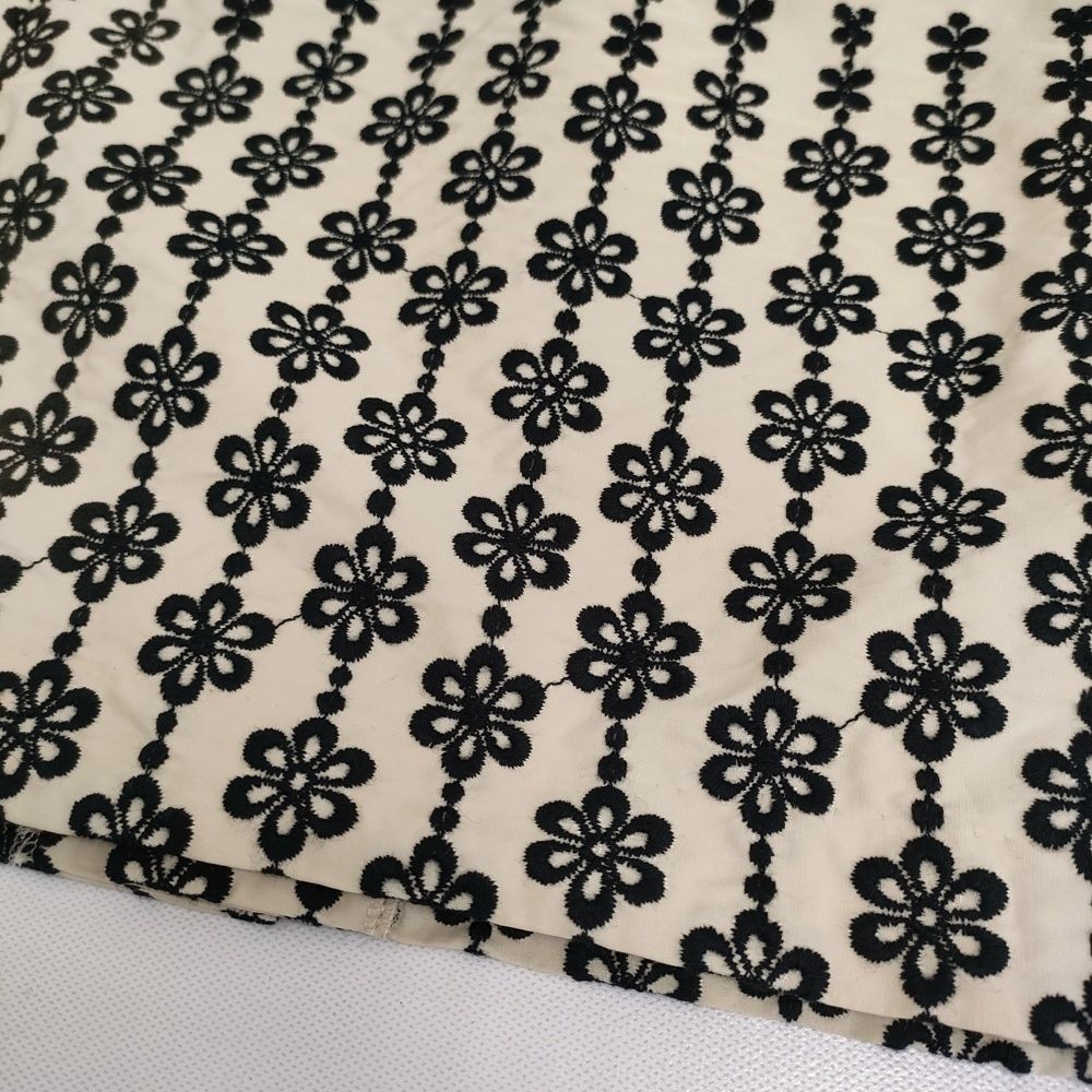 TOCCA 【洗える!】FLOWER POP ドレス刺繍 定価49500円 サイズ0 TOCCA 【洗える!】FLOWER POP ドレス刺繍 定価49500円 サイズ0