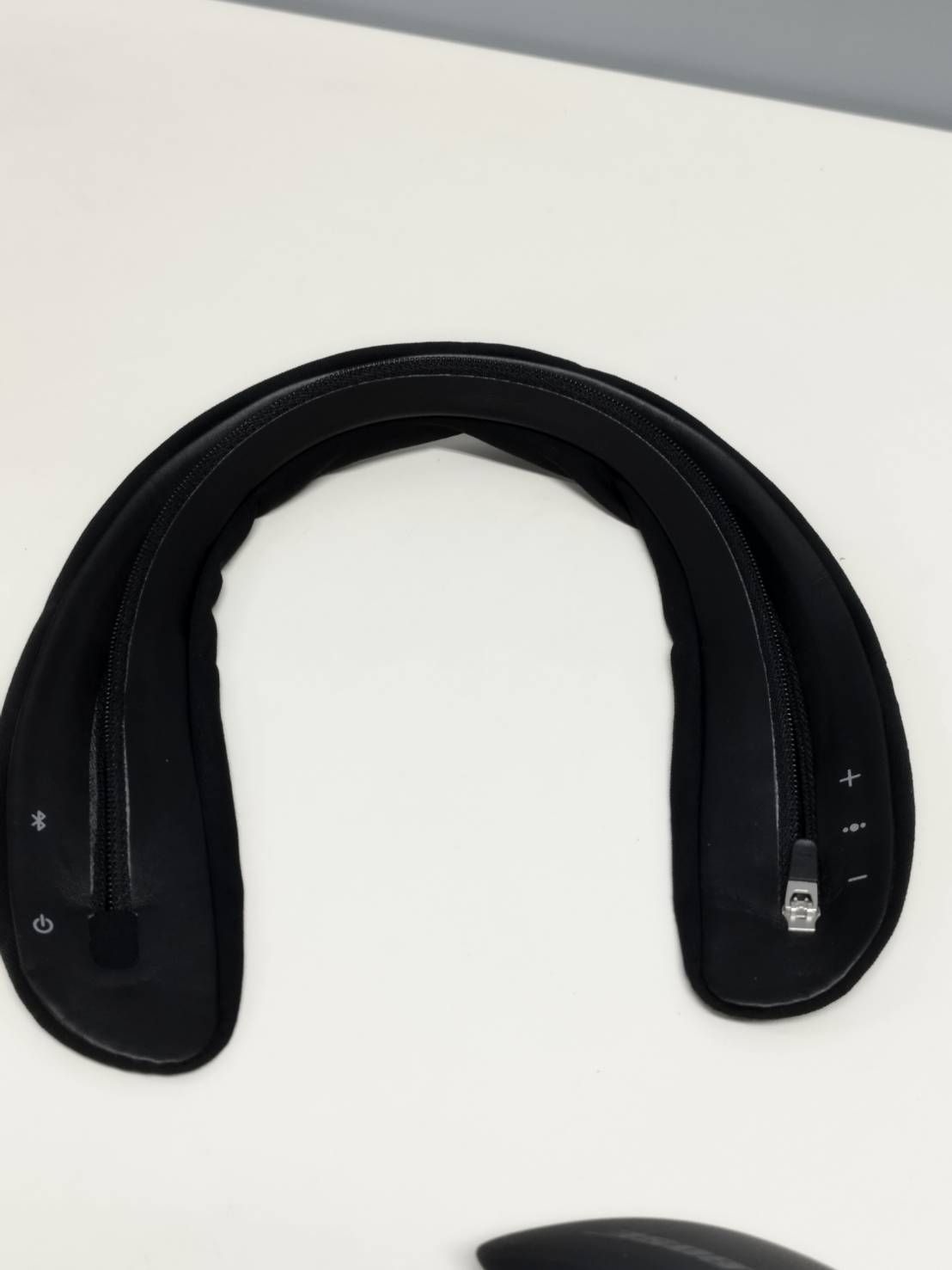 BOSE SOUNDWEAR COMPANION SPEAKER ネックスピーカー (422914