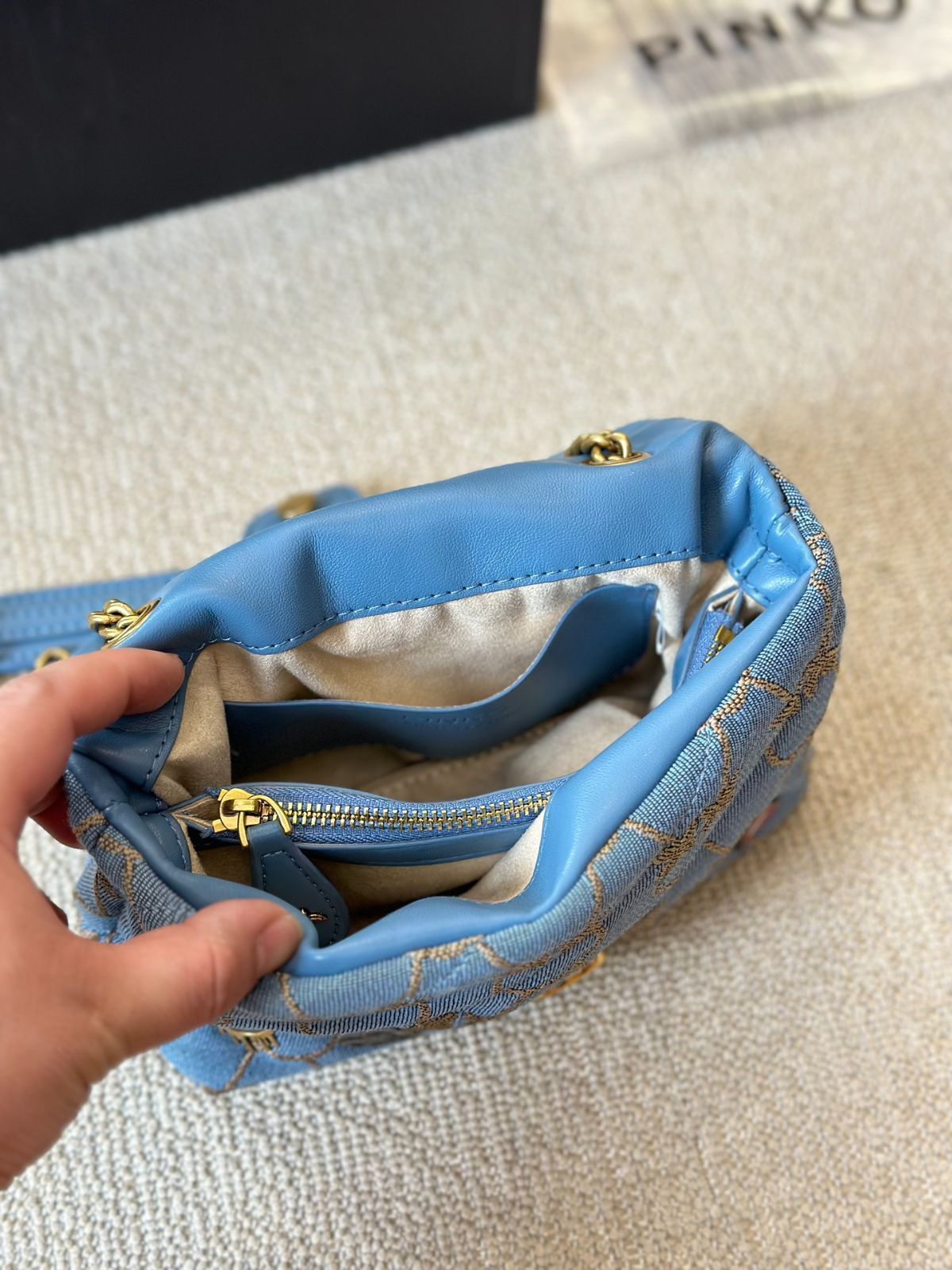 デニムバッジバッグ 在庫