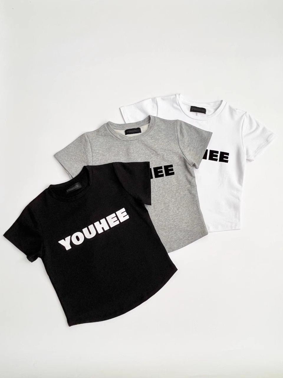 ロゴプリントクロップドTシャツ