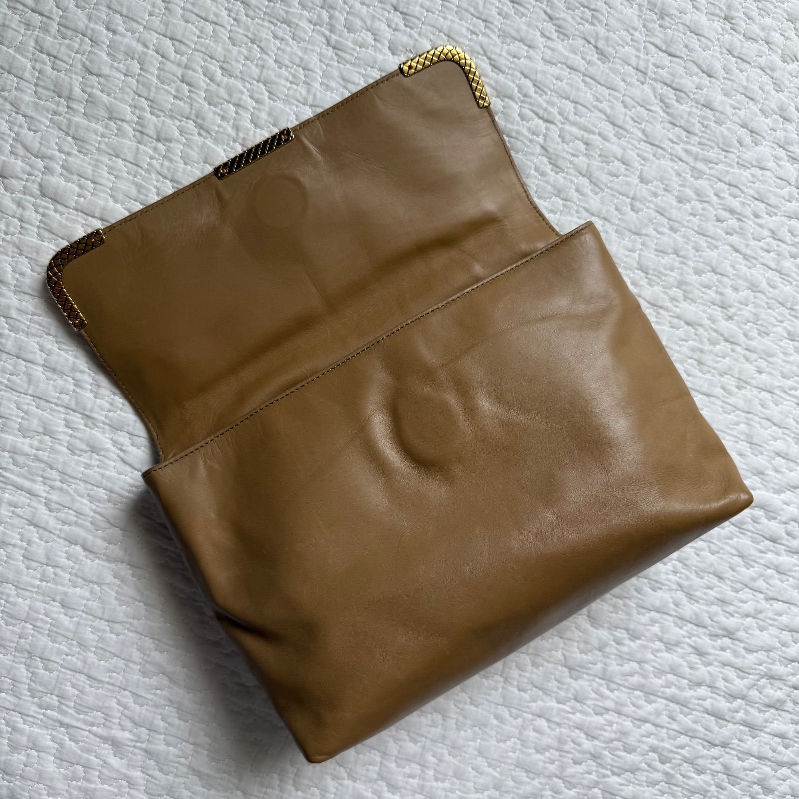 美品 希少 BOTTEGA VENETA ボッテガヴェネタ レザー クラッチ