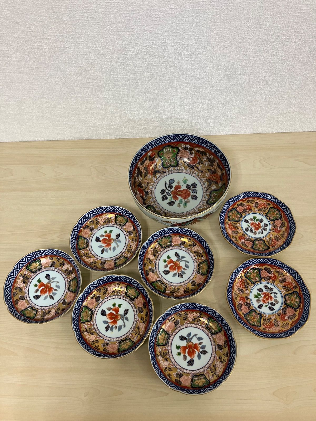 日肥其泉作 献上手古伊万里金彩皿5枚 日肥其泉作 献上手古伊万里金彩皿5枚 - メルカリ