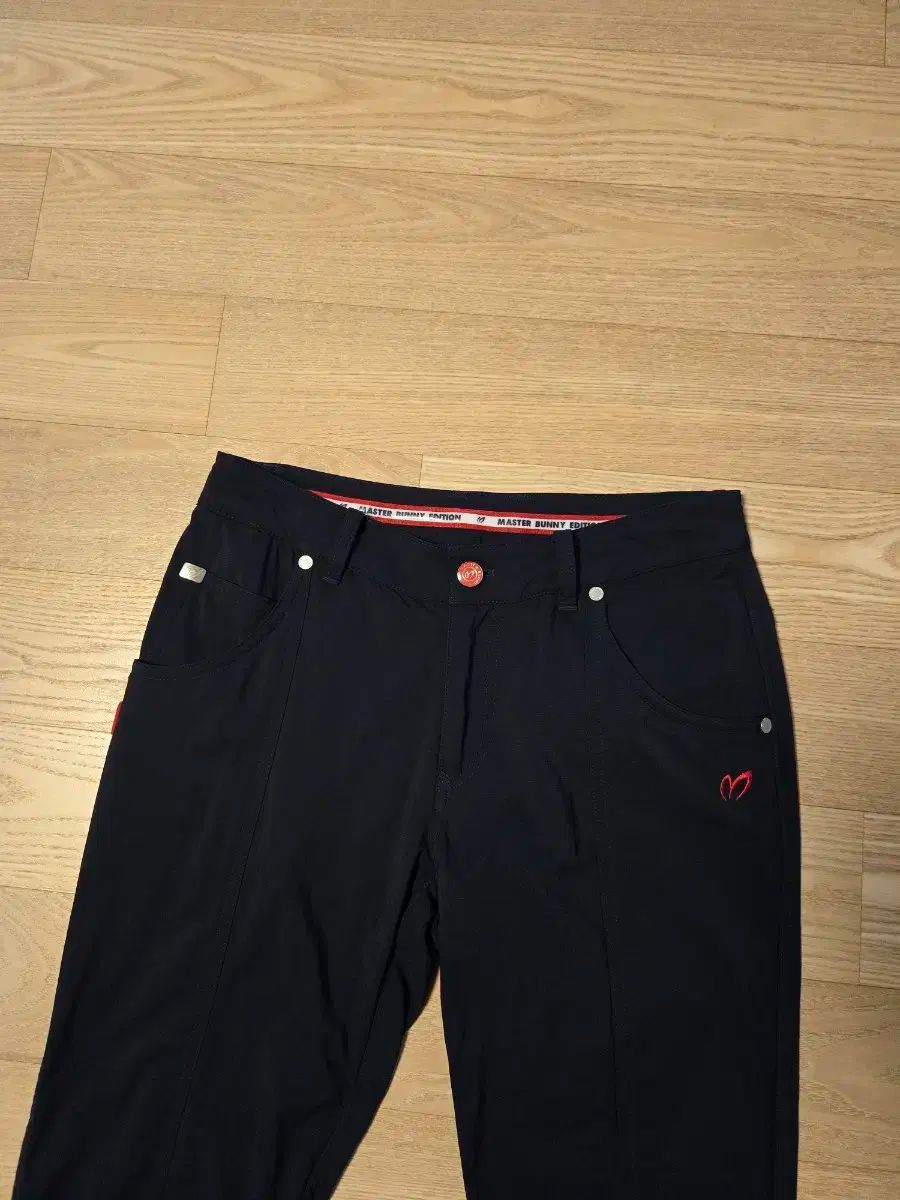 人気アイテム、安い通販。 0 masterbunnyedition マスターバニーエディション レディース ゴルフ パンツ お見逃しなく！