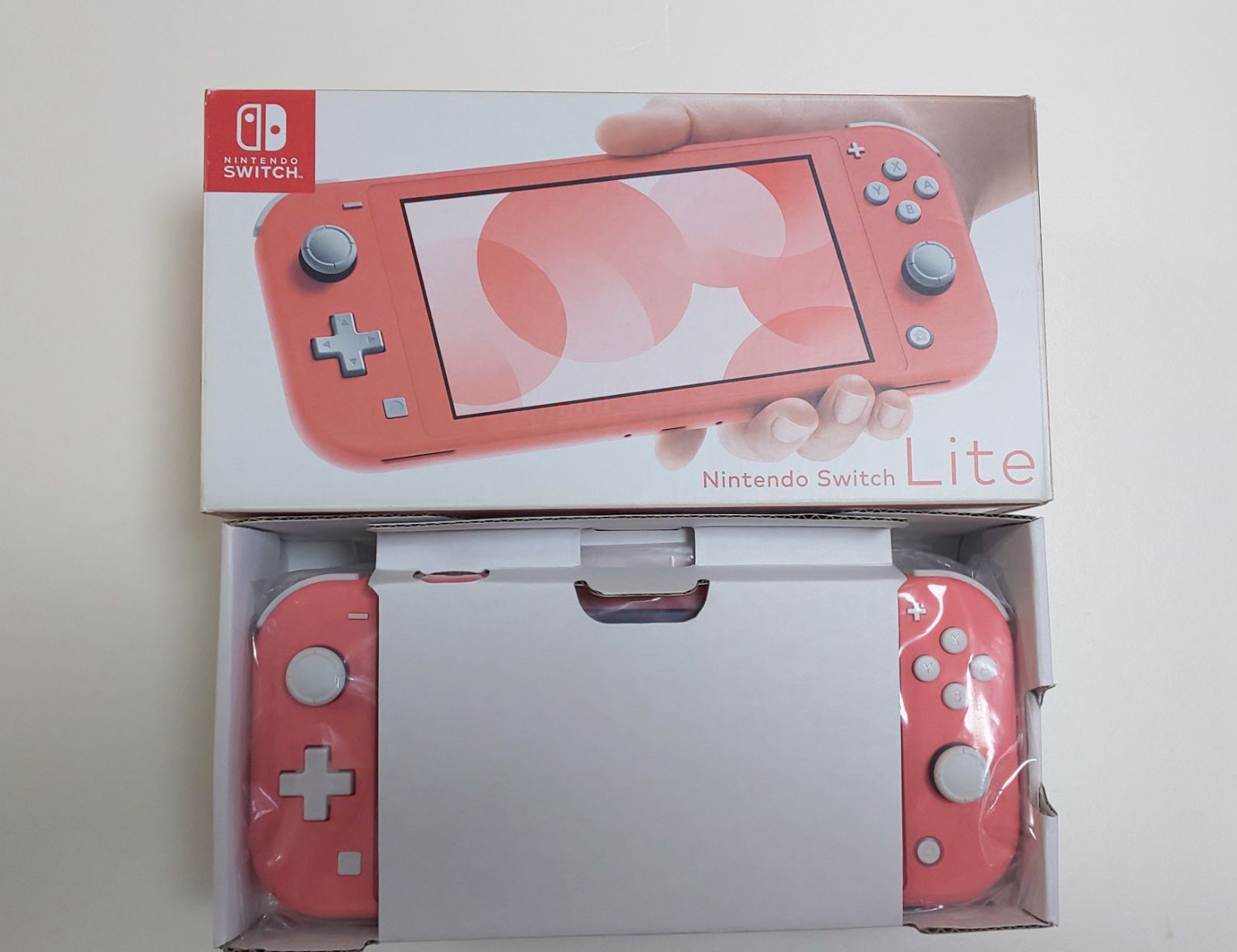 Nintendo Switch Lite コーラル 新品未開封 スイッチライト Nintendo