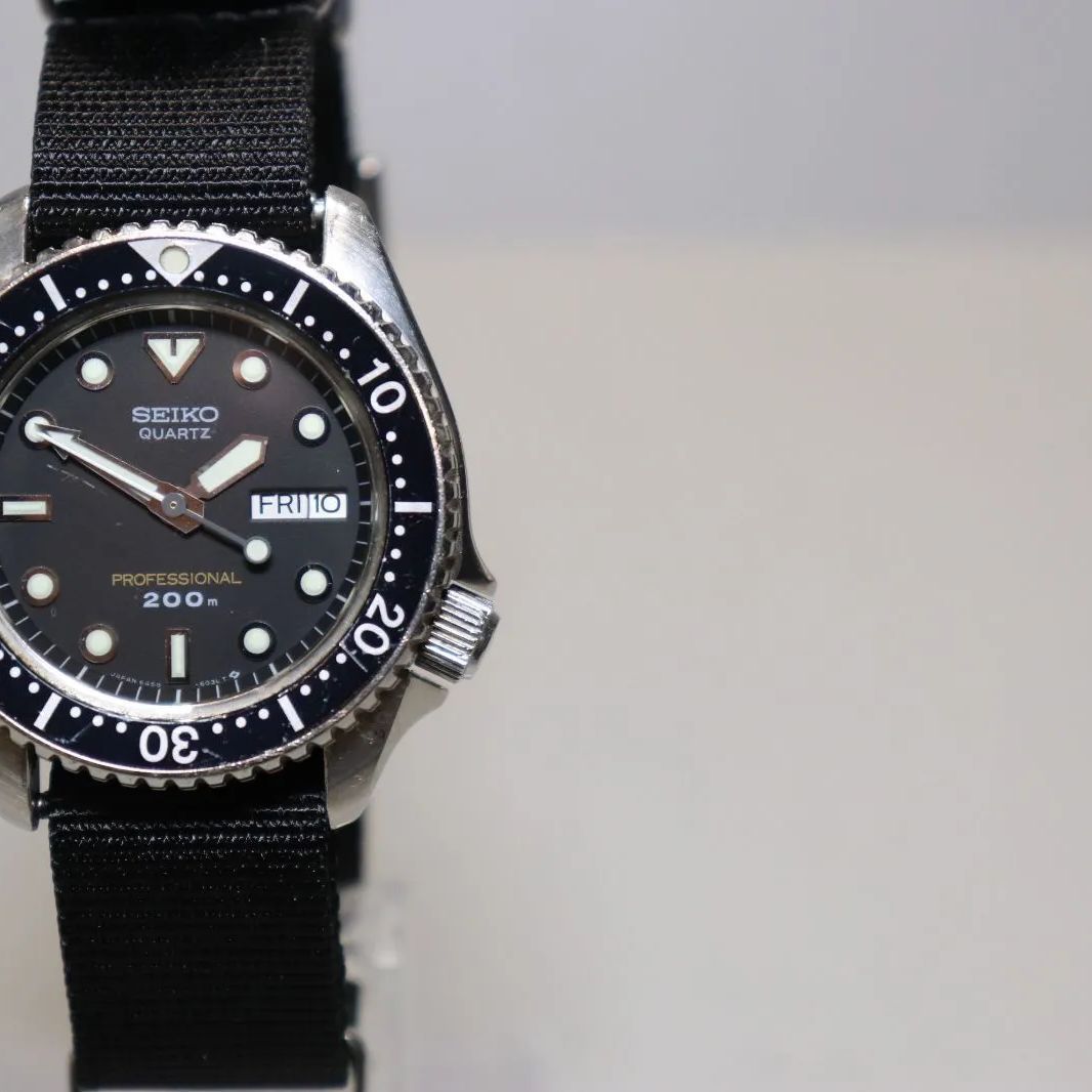 1980年代製】SEIKO DIVER PROFESSIONAL 200M QUARTZ Ref.6458