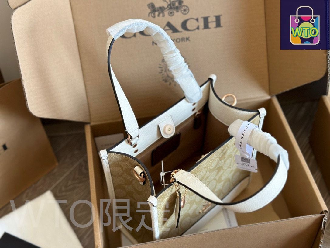 親しみやすい COACH デンプシー トートバッグ - ホワイト 22×21cm | ♥品 【先行販売☆数量限定】