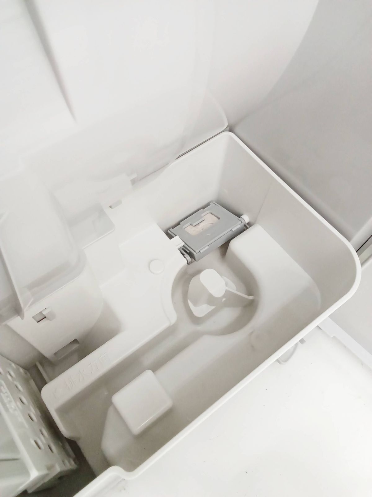 次亜塩素酸空間除菌脱臭機 F-MV5400