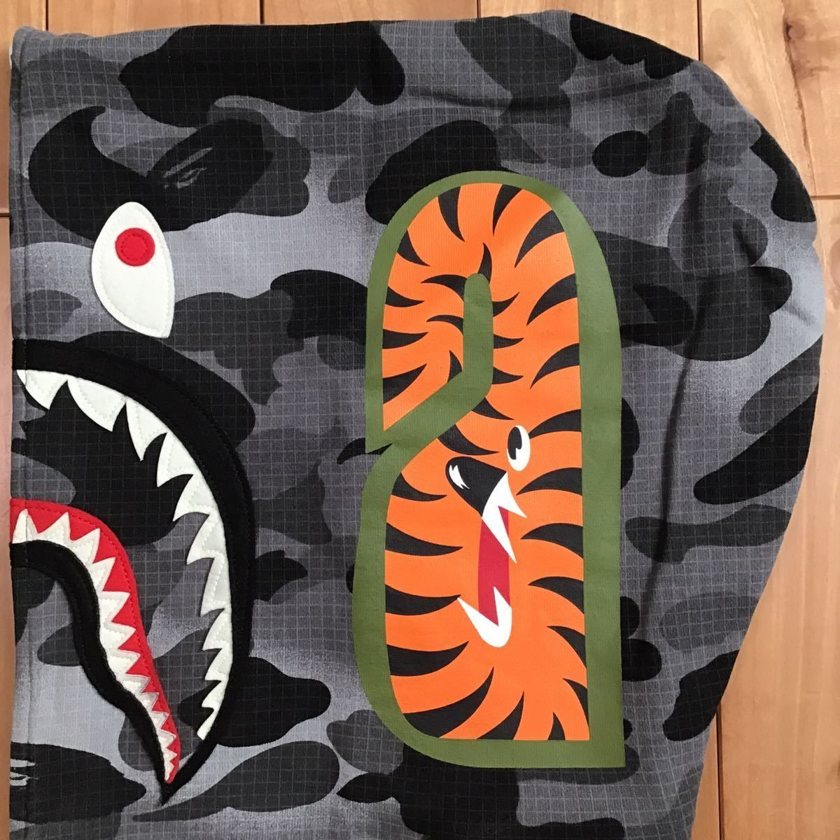 ☆蓄光☆ Grid Camo SHARK FULL ZIP HOODIE Lサイズ a bathing ape