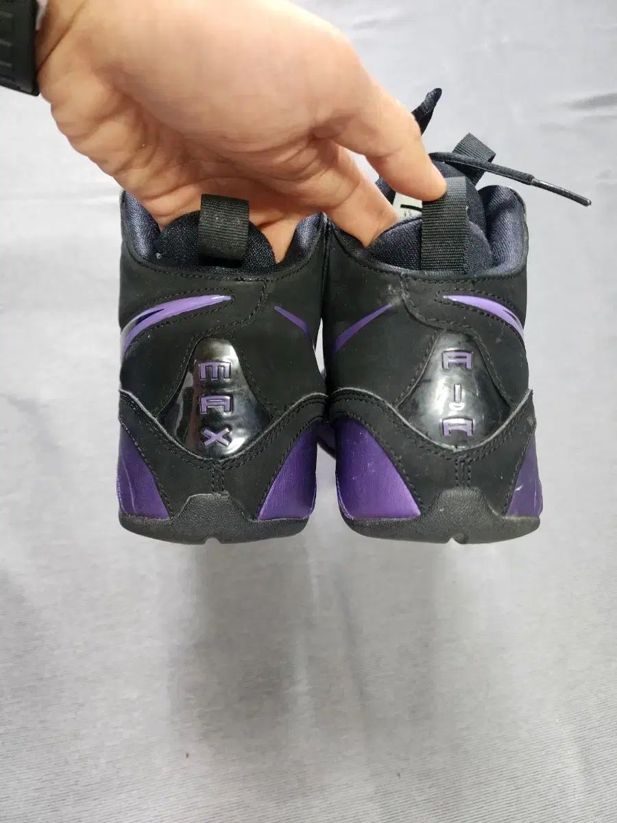 275 サイズ