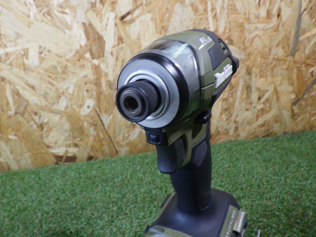 人気メーカー 比較的きれい マキタ インパクトドライバー TD173D 本体のみ 品