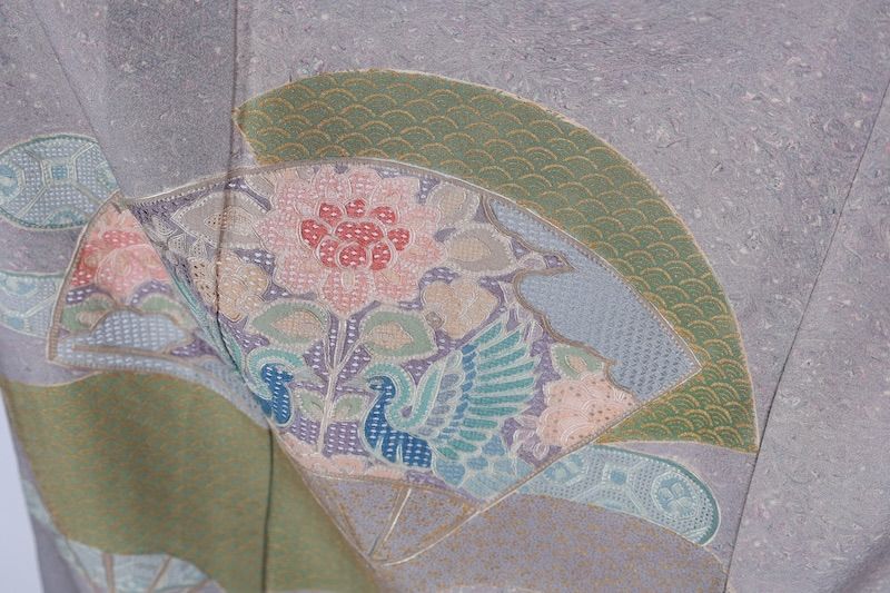 訪問着 グレー 紫 グリーン ゴールド 珊瑚朱 扇面 花 青海波 汕頭刺繍