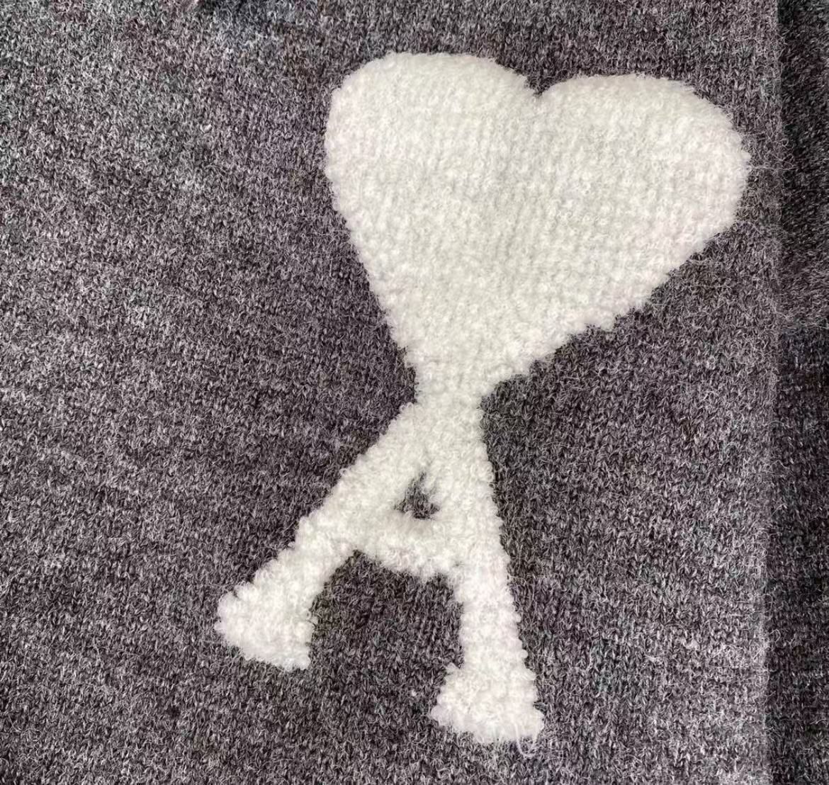 ami グレー ハートモチーフ ニットセーター