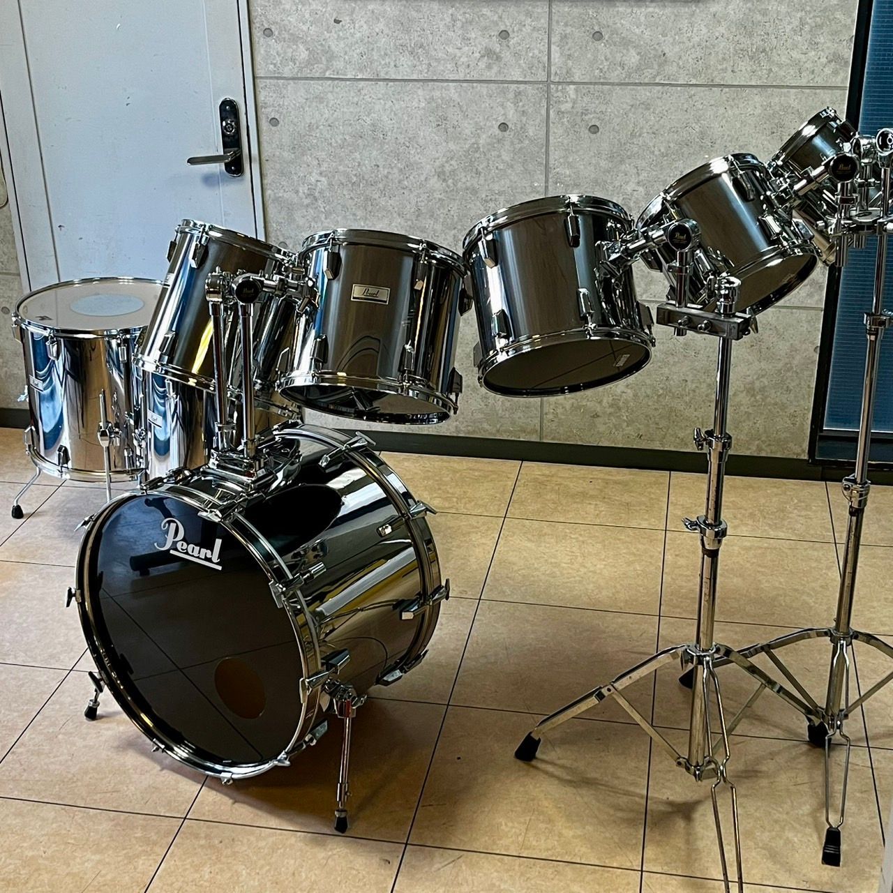 Pearl Pace maker 24 18 16 14 13 12 10 8 8-Piece Shell set