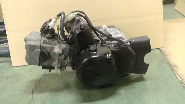 カブ 50 FI カスタム AA01-1735xxx の エンジン:#1754009502