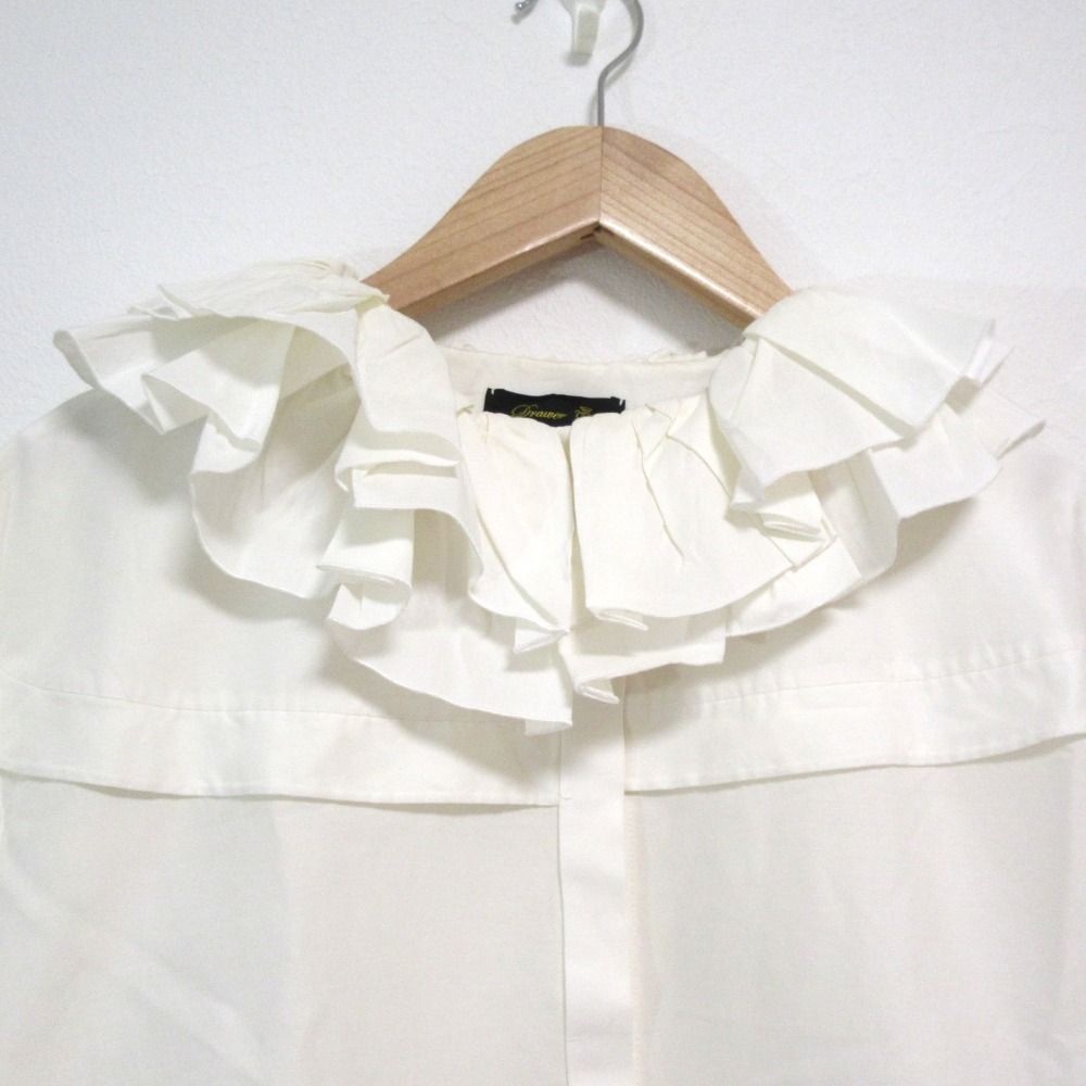 美品 DRAWER ドゥロワー シルクブレンド フリルギャザー ハーフスリーブ ブラウス シャツ カットソー 6521-299-1024 サイズ36 ホワイト レディース 古着 中古 美品 DRAWER ドゥロワー シルクブレンド フリルギャザー ハーフ