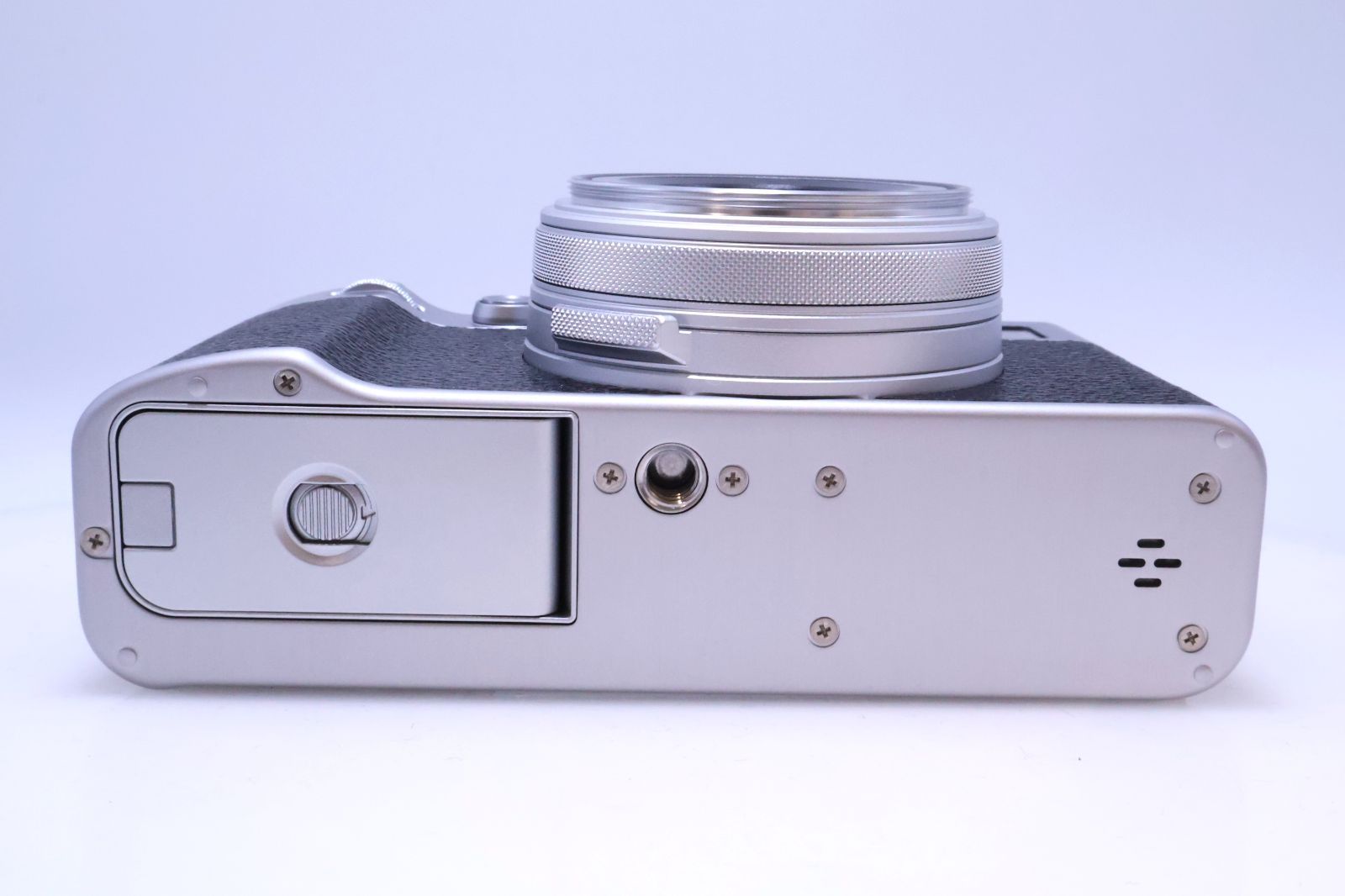 FUJIFILM X100VI 多言語対応 FUJIFILM X100VI 多言語版 シルバー (付属